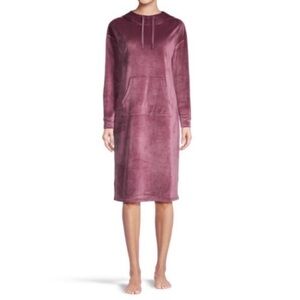 Denver Hayes Women's Velour Plush Hooded Night Shirt